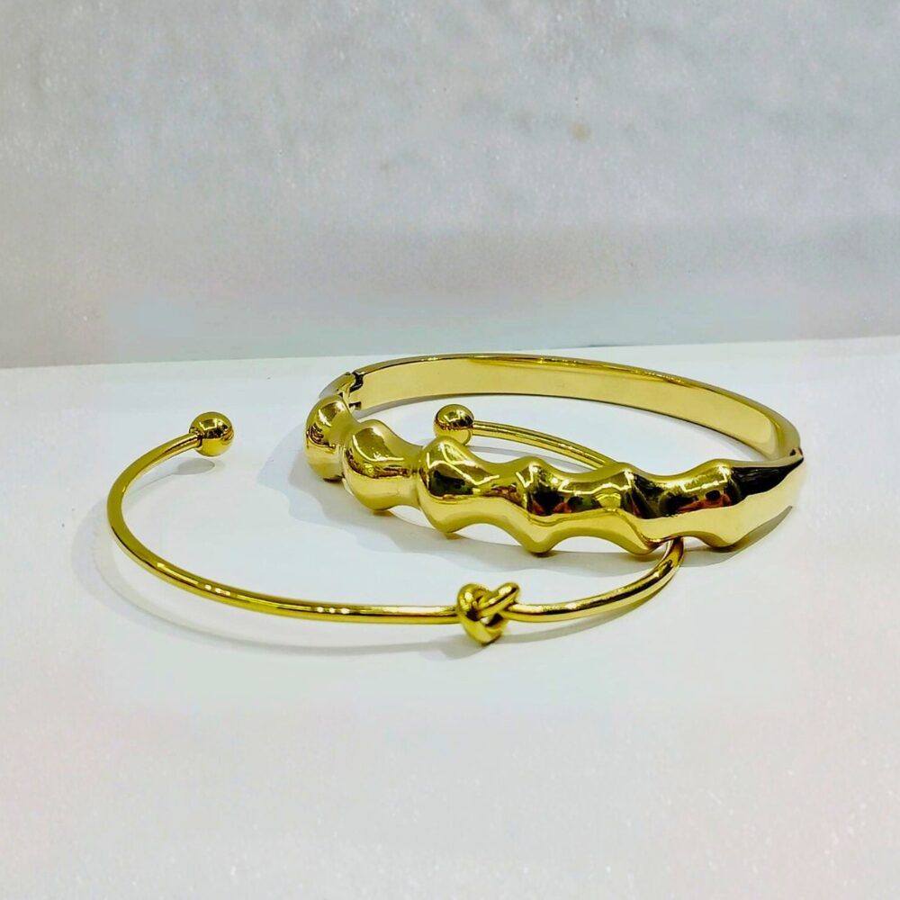 إسورة R207 ذهبية بتصميم عصري متعدد القطع